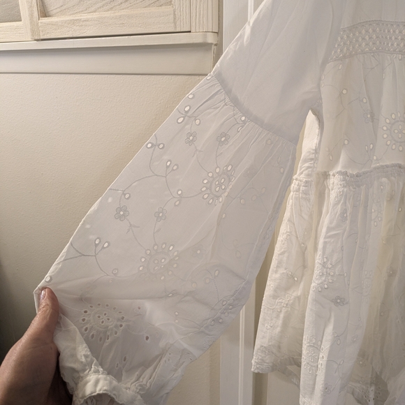 Susina White Eyelet Blouse - Picture 3 of 7